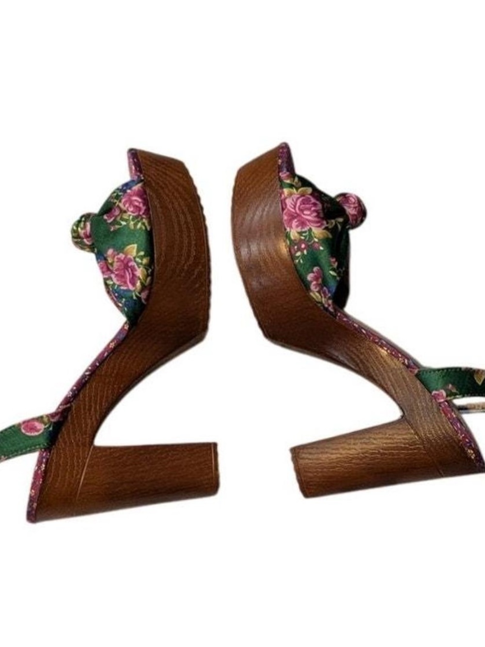 Betsey Johnson whimsy green and pink floral platform sandals - Picture 8 of 8